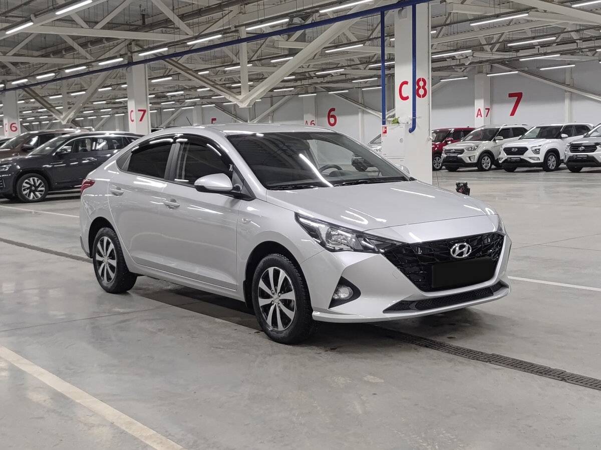 Купить Solaris HS с пробегом. Фото: #2