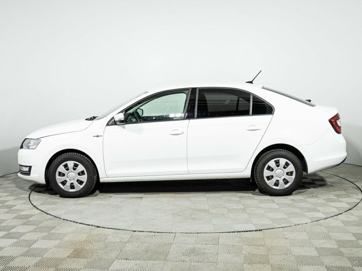Купить Skoda Rapid с пробегом. Фото: #7