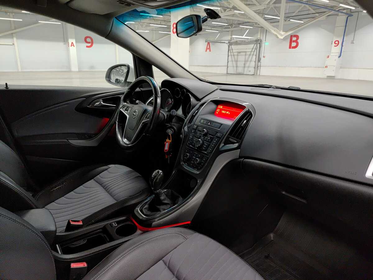 Продажа Б/У Опель Астра. Фото: #10