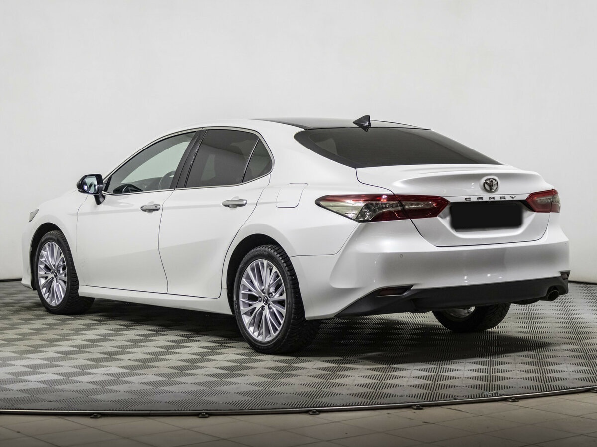 Купить Toyota Camry с пробегом. Фото: #6