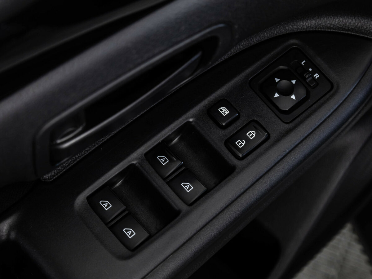 Купить Mitsubishi Outlander с пробегом. Фото: #16