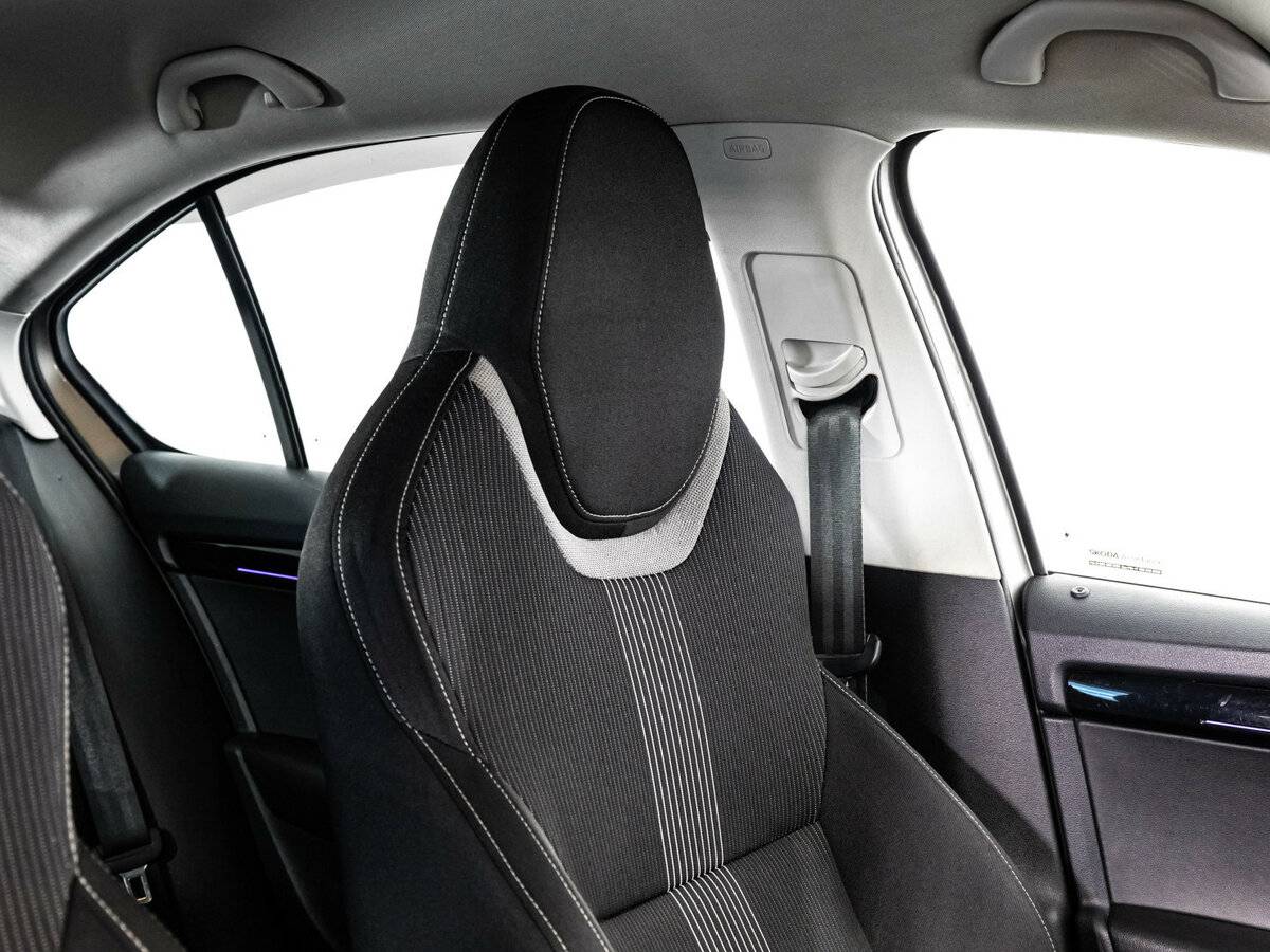 Купить Skoda Octavia с пробегом. Фото: #13