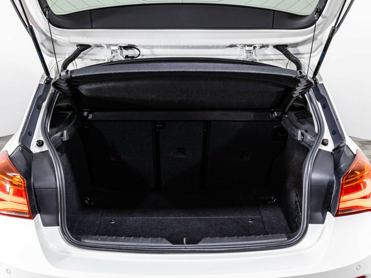 Купить BMW 1 серии с пробегом. Фото: #23