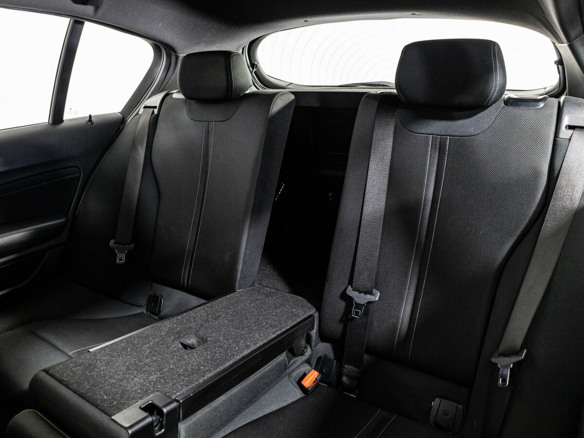 Купить BMW 1 серии с пробегом. Фото: #22