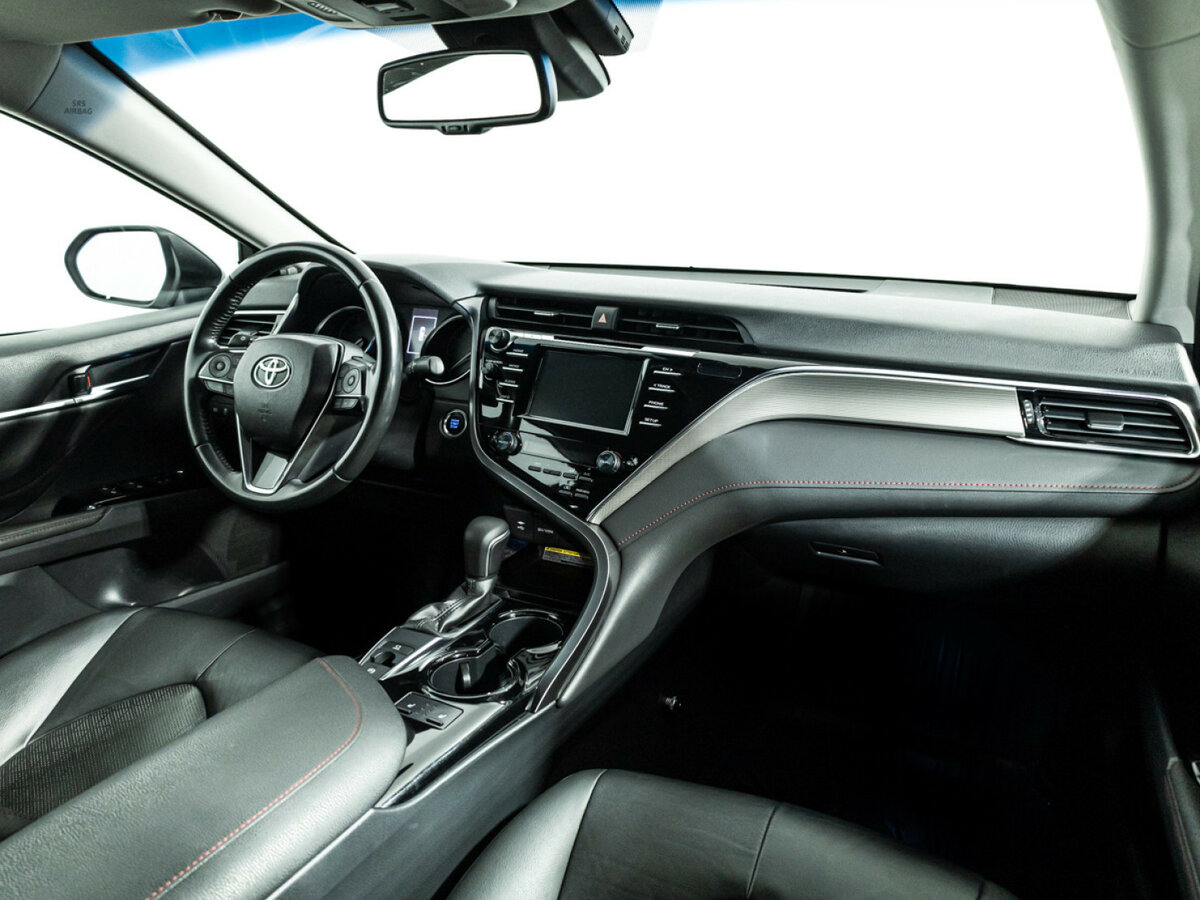 Купить Toyota Camry с пробегом. Фото: #6
