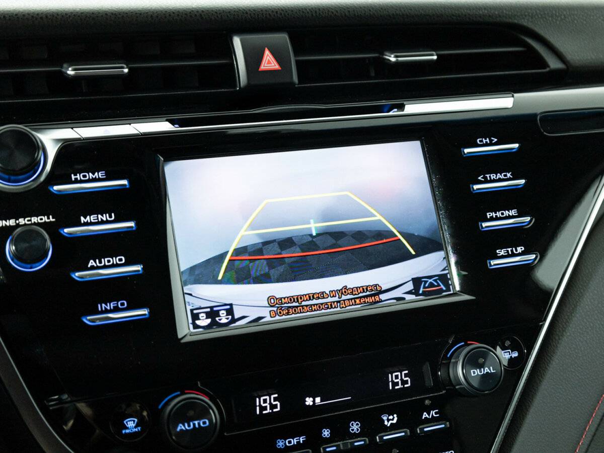 Купить Toyota Camry с пробегом. Фото: #15