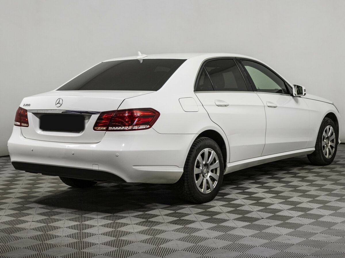 Купить Mercedes-Benz E-Класс с пробегом. Фото: #4