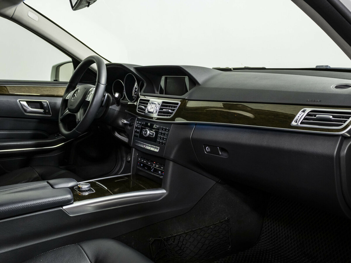 Купить Mercedes-Benz E-Класс с пробегом. Фото: #8