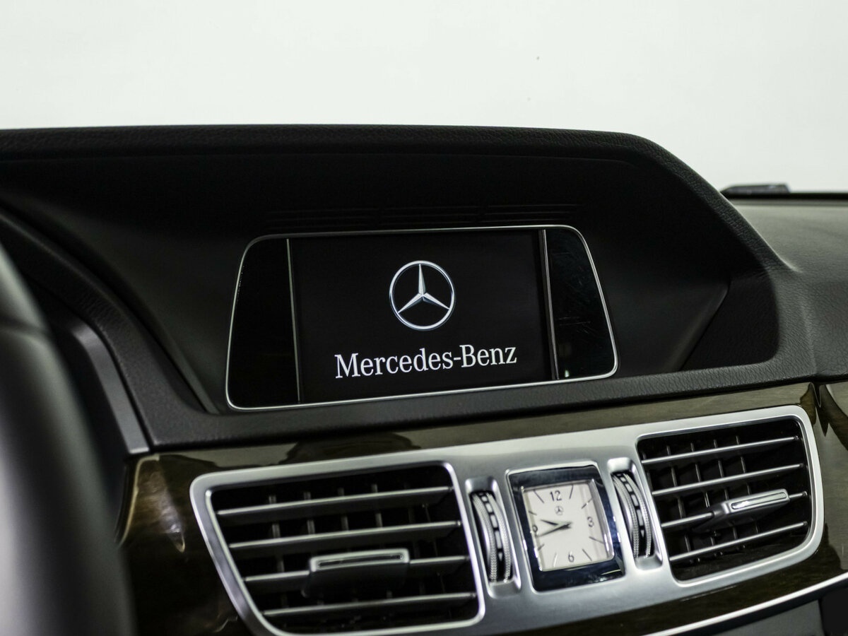 Купить Mercedes-Benz E-Класс с пробегом. Фото: #14