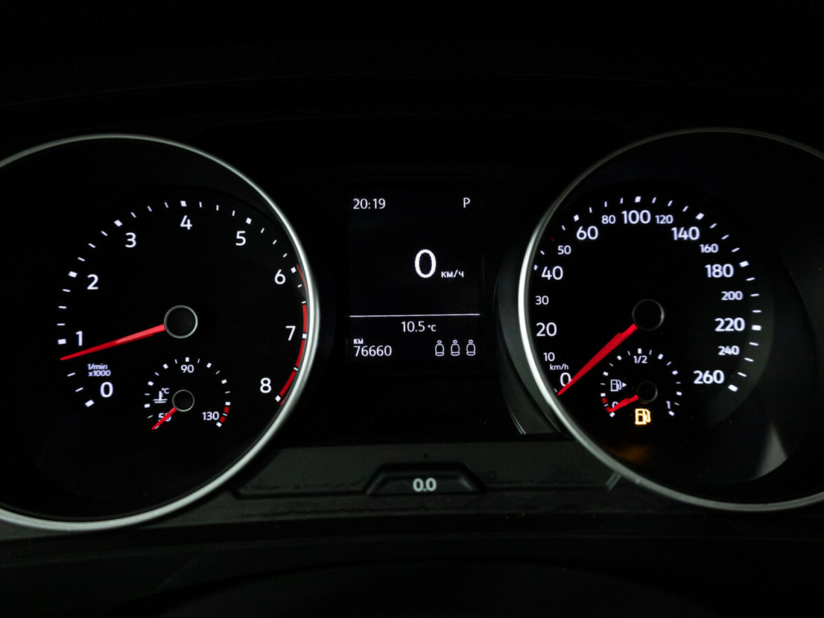Купить Volkswagen Tiguan с пробегом. Фото: #9