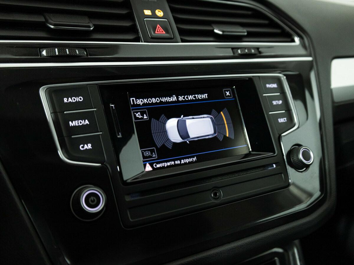 Купить Volkswagen Tiguan с пробегом. Фото: #12