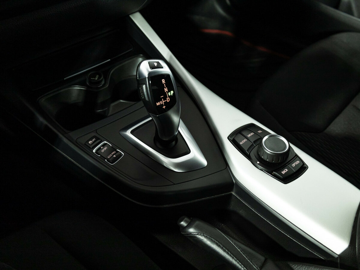 Купить BMW 1 серии с пробегом. Фото: #16