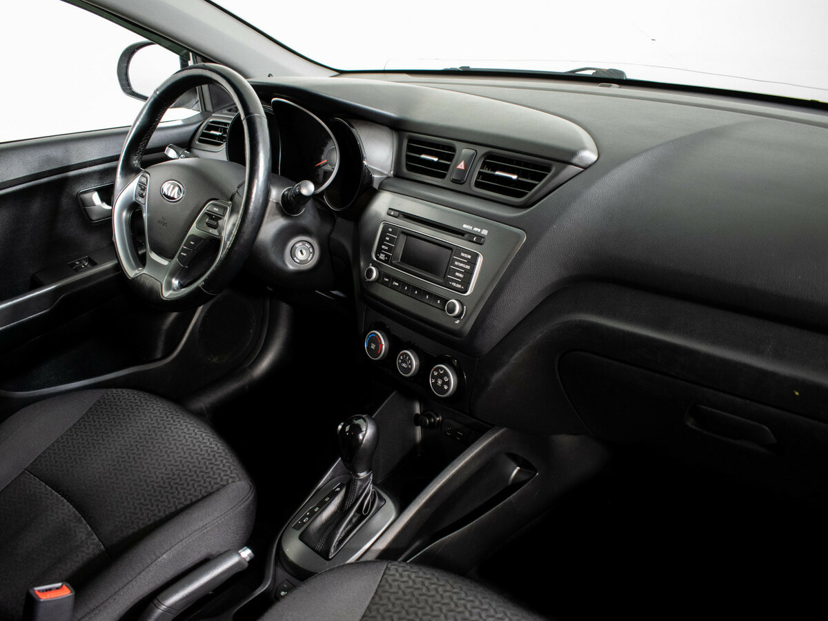 Купить Kia Rio с пробегом. Фото: #9