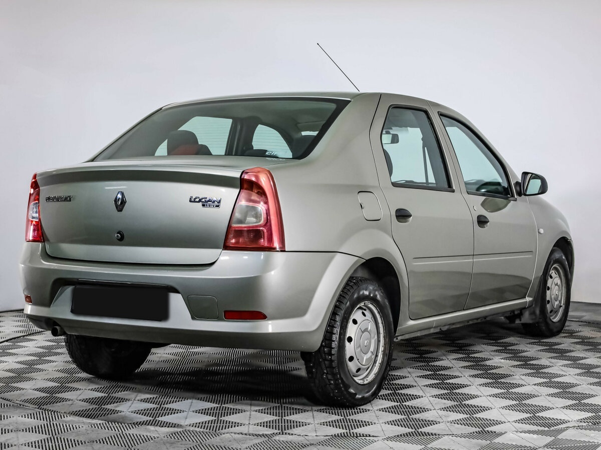 Купить Renault Logan с пробегом. Фото: #3