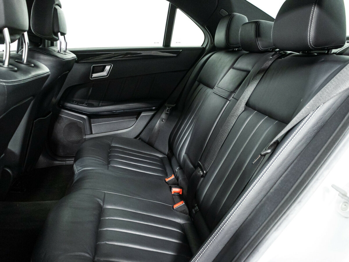 Купить Mercedes-Benz E-Класс с пробегом. Фото: #9