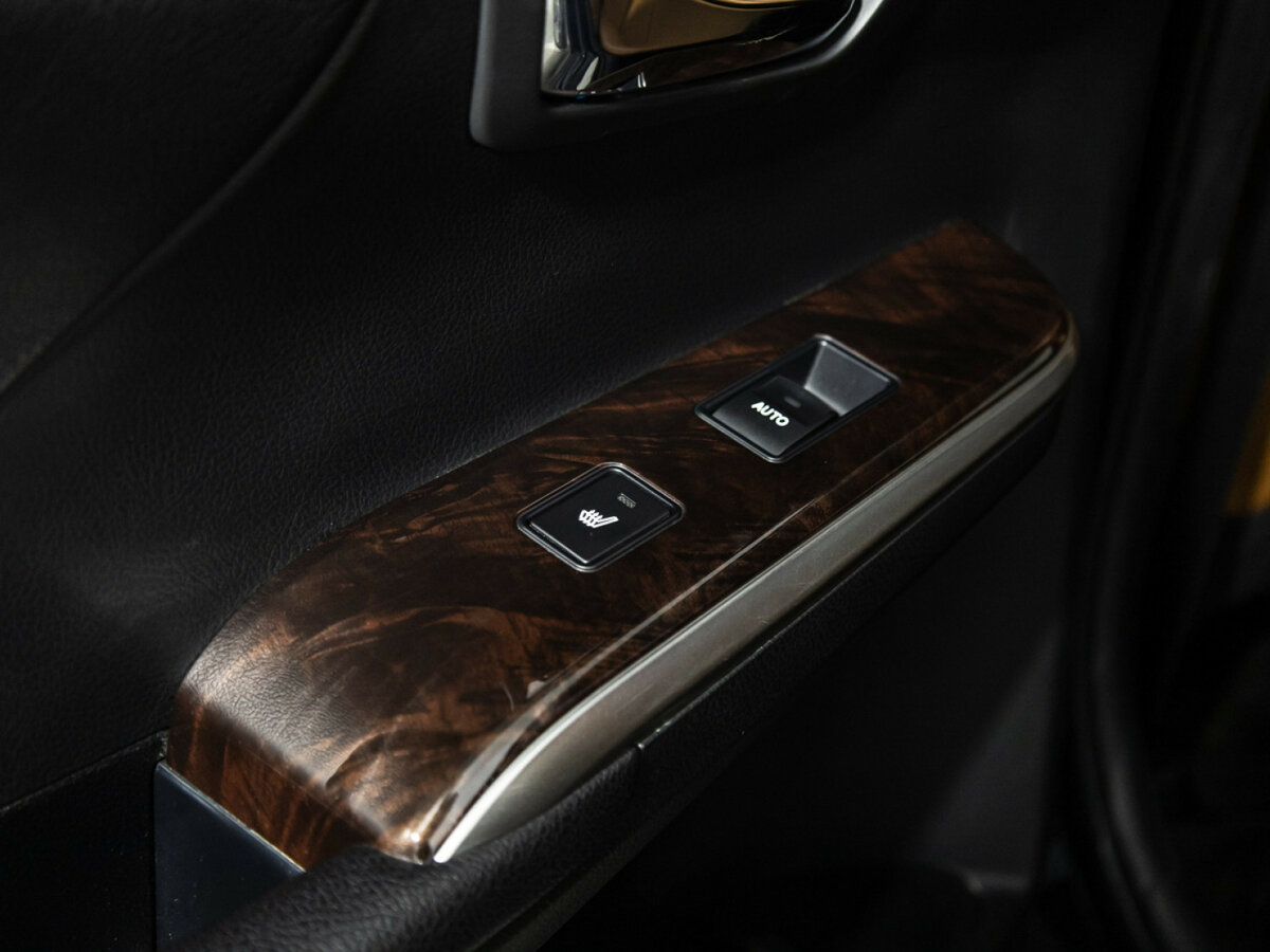 Купить Toyota Camry с пробегом. Фото: #17