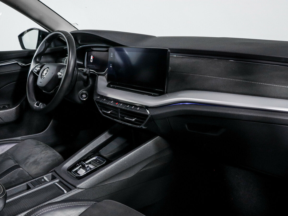 Купить Skoda Octavia с пробегом. Фото: #6