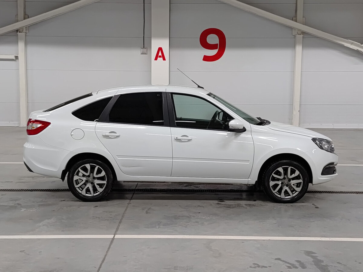 Купить Lada (ВАЗ) Granta с пробегом. Фото: #3