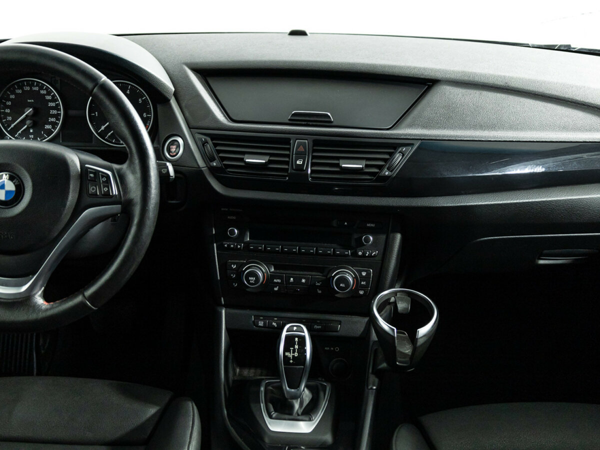 Купить BMW X1 с пробегом. Фото: #13