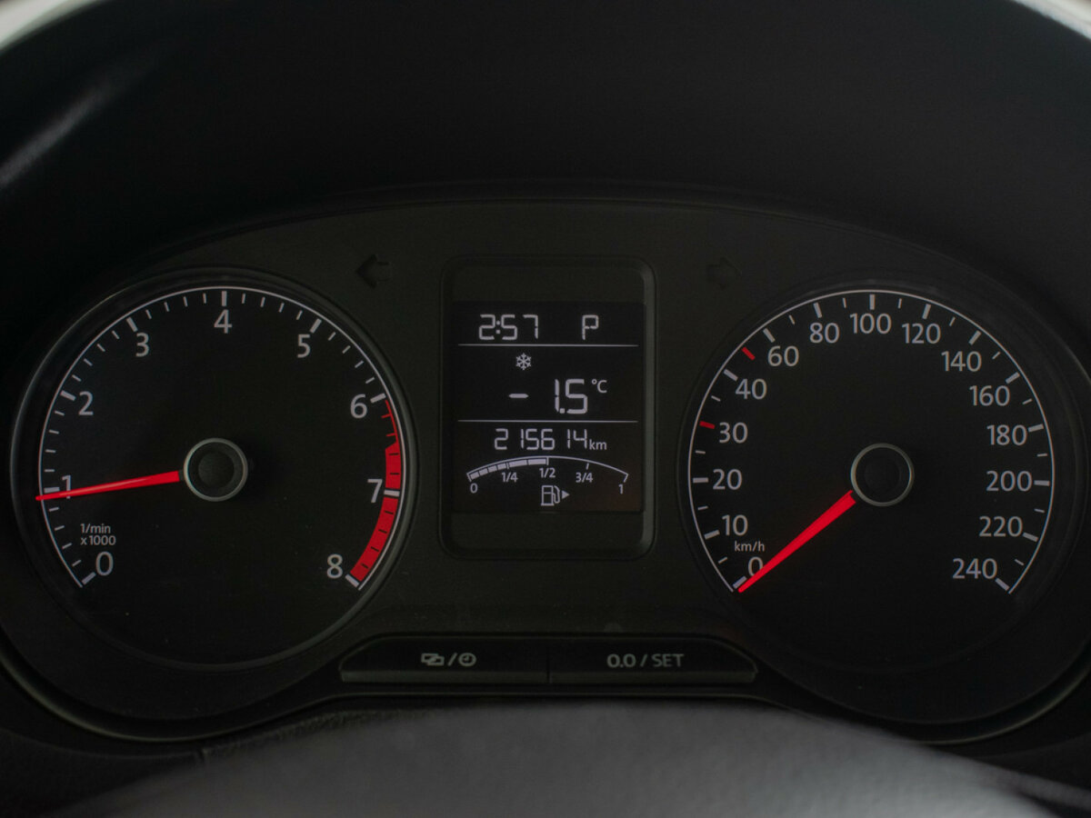 Купить Volkswagen Polo с пробегом. Фото: #11