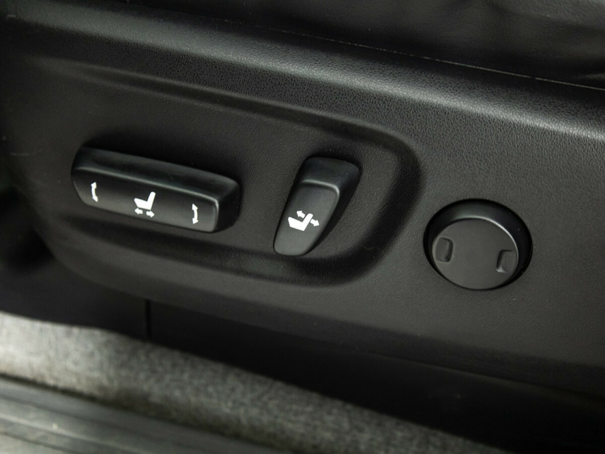 Купить Toyota Land Cruiser Prado с пробегом. Фото: #12