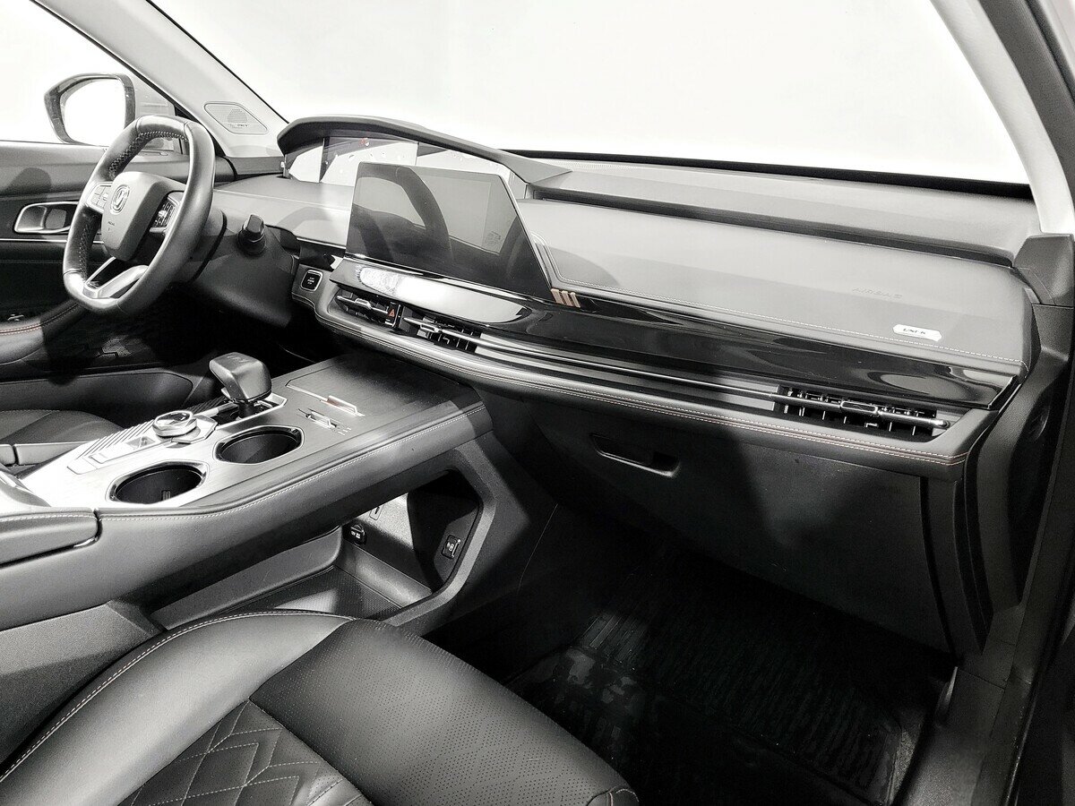 Купить Changan UNI-K с пробегом. Фото: #11