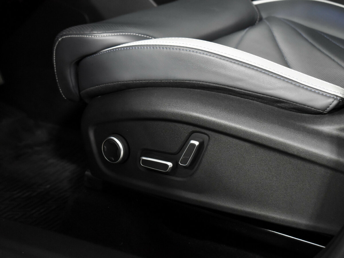 Купить Geely Atlas с пробегом. Фото: #7