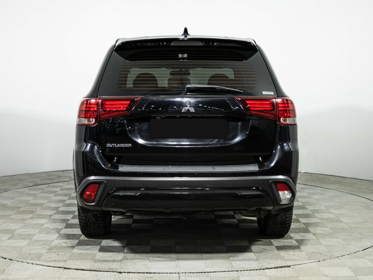 Купить Mitsubishi Outlander с пробегом. Фото: #5