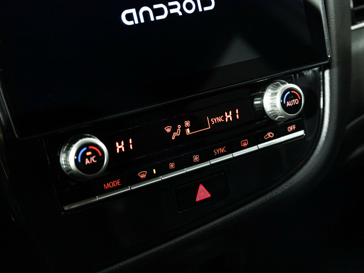 Купить Mitsubishi Outlander с пробегом. Фото: #15