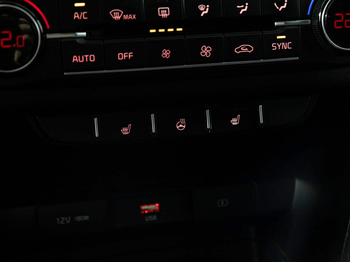 Купить Kia Ceed с пробегом. Фото: #16