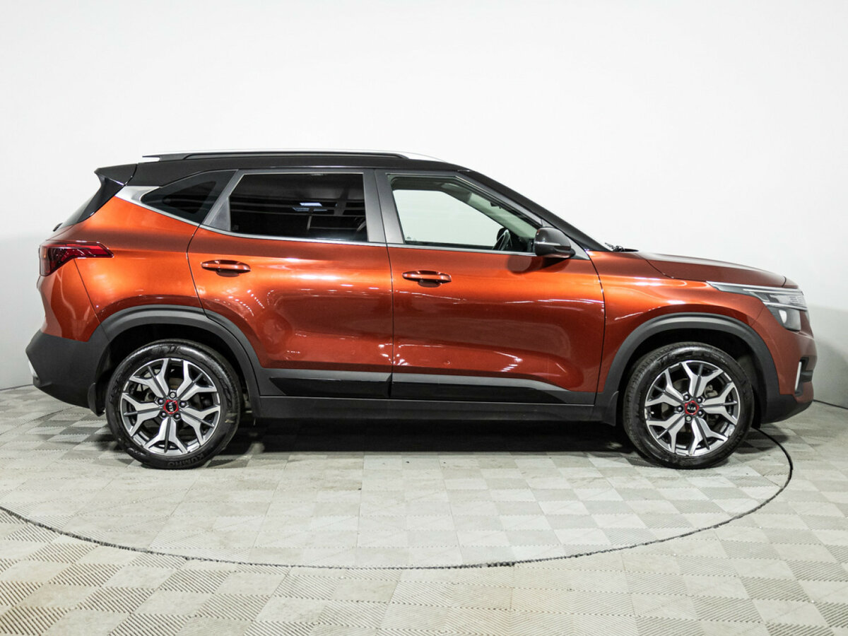 Купить Kia Seltos с пробегом. Фото: #3