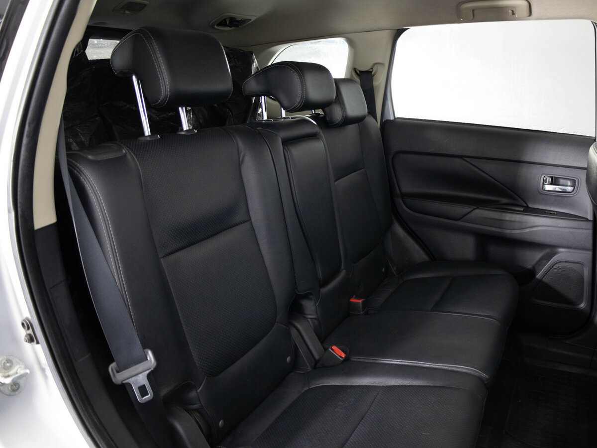 Продажа Б/У Митсубиши Оутлэндер. Фото: #9