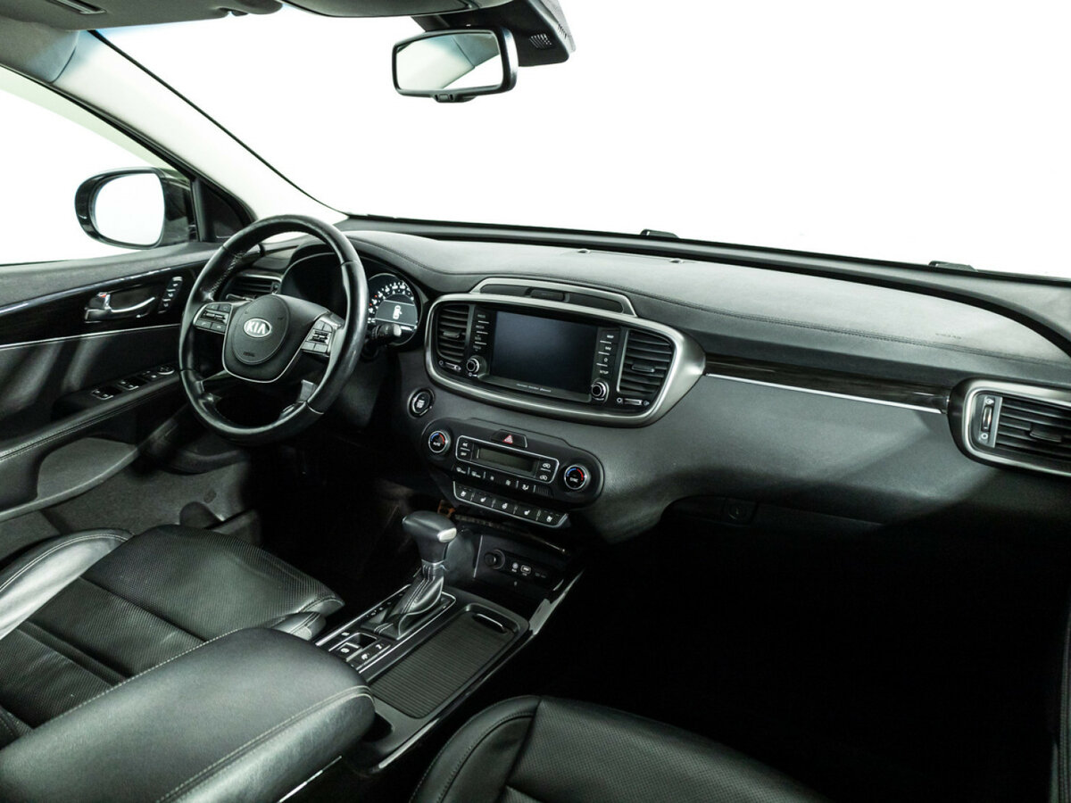 Купить Kia Sorento с пробегом. Фото: #6