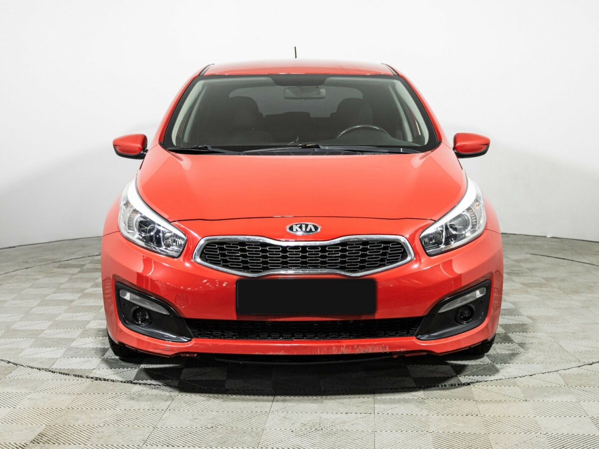 Купить Kia Ceed с пробегом. Фото: #1