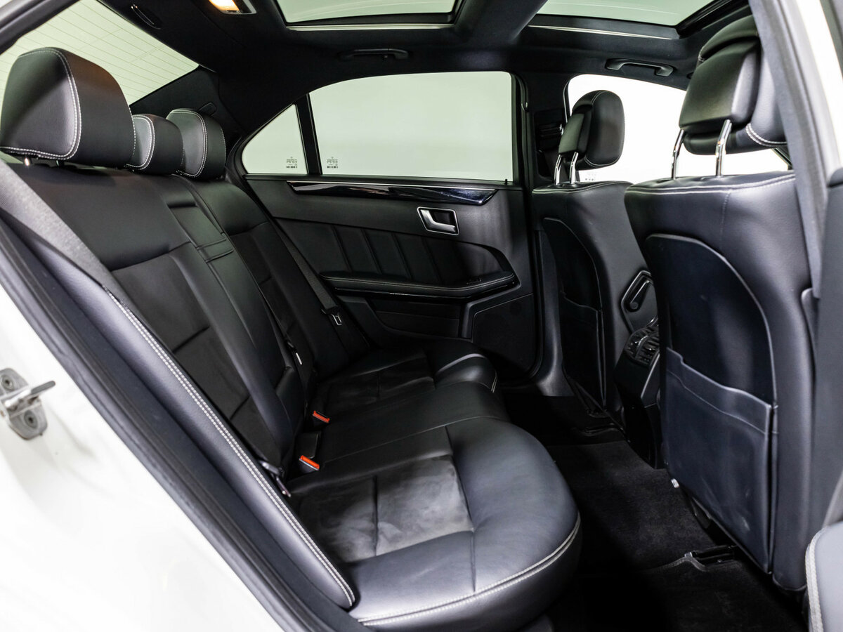 Купить Mercedes-Benz E-Класс с пробегом. Фото: #14