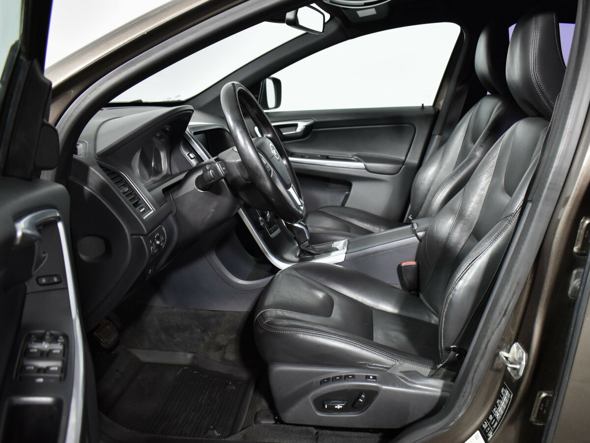 Купить Volvo XC60 с пробегом. Фото: #9