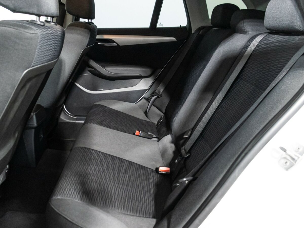 Купить BMW X1 с пробегом. Фото: #9