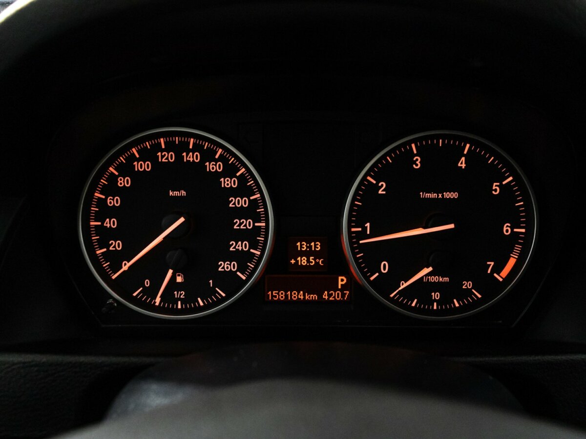 Купить BMW X1 с пробегом. Фото: #11