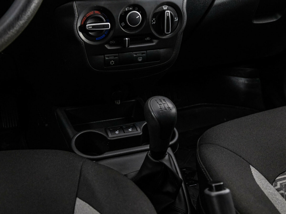 Купить Lada (ВАЗ) Granta с пробегом. Фото: #9