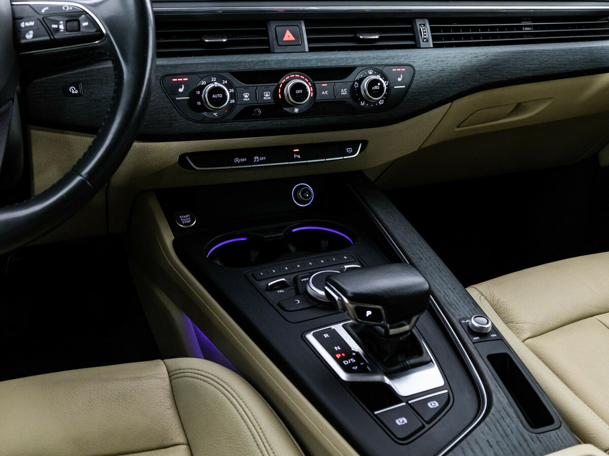 Купить Audi A4 с пробегом. Фото: #10