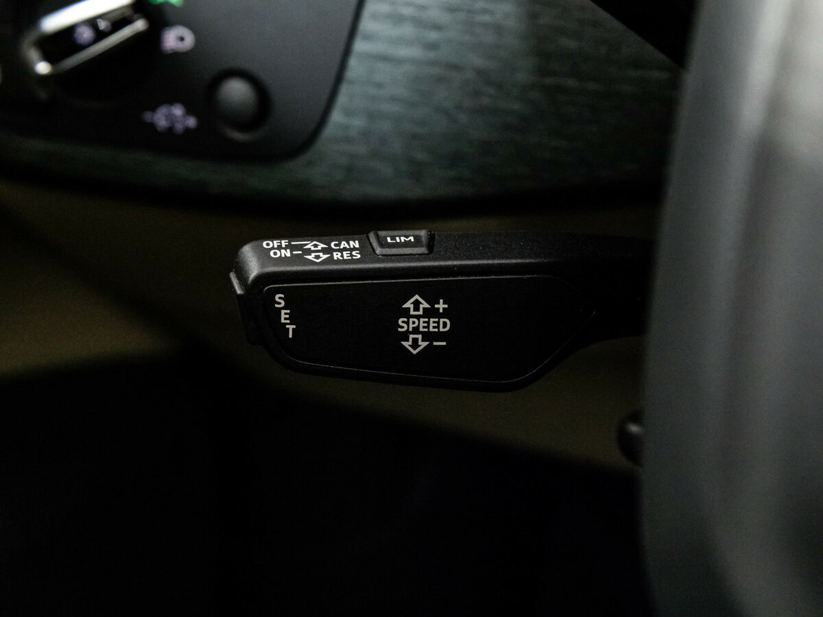 Купить Audi A4 с пробегом. Фото: #16