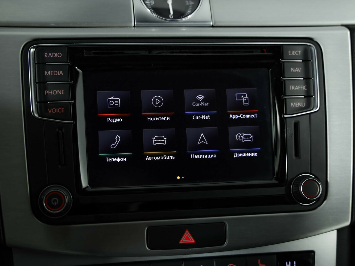 Купить Volkswagen Passat с пробегом. Фото: #14