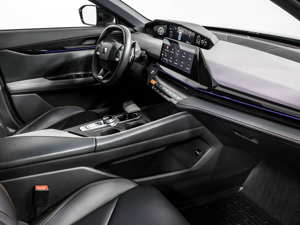 Купить Changan UNI-V с пробегом. Фото: #8