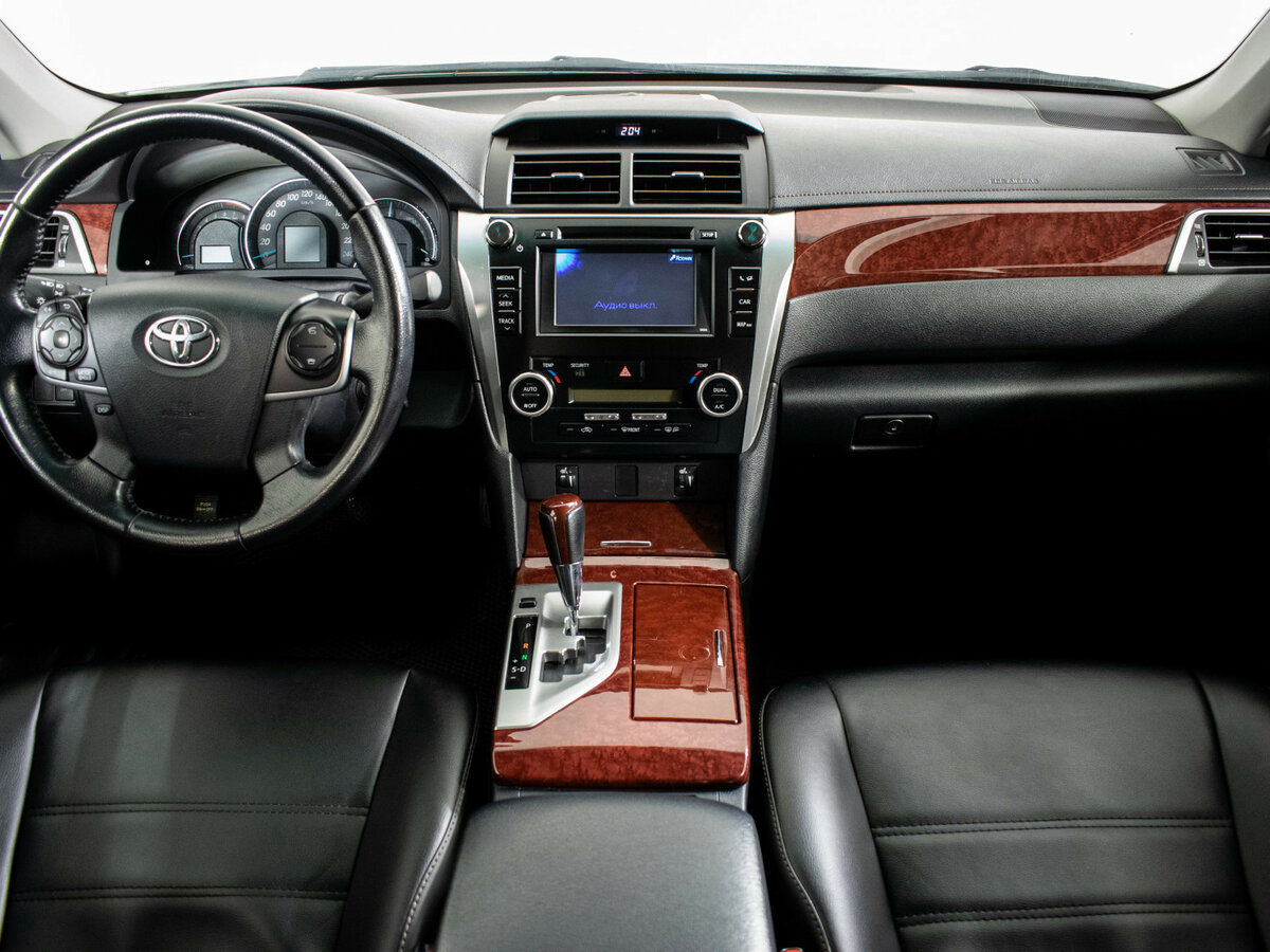 Купить Toyota Camry с пробегом. Фото: #8