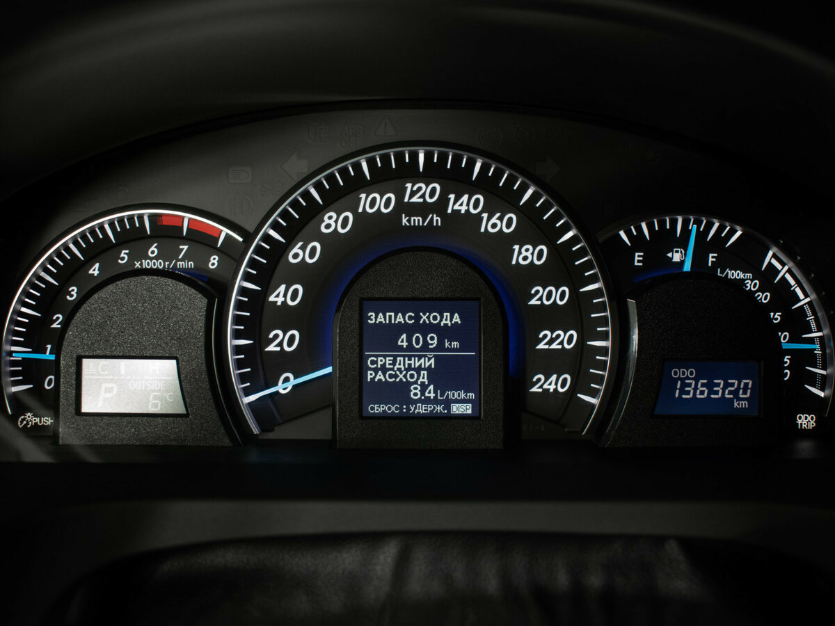 Купить Toyota Camry с пробегом. Фото: #9