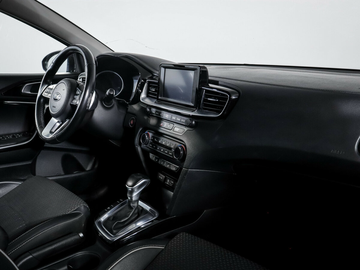 Купить Kia Ceed с пробегом. Фото: #5