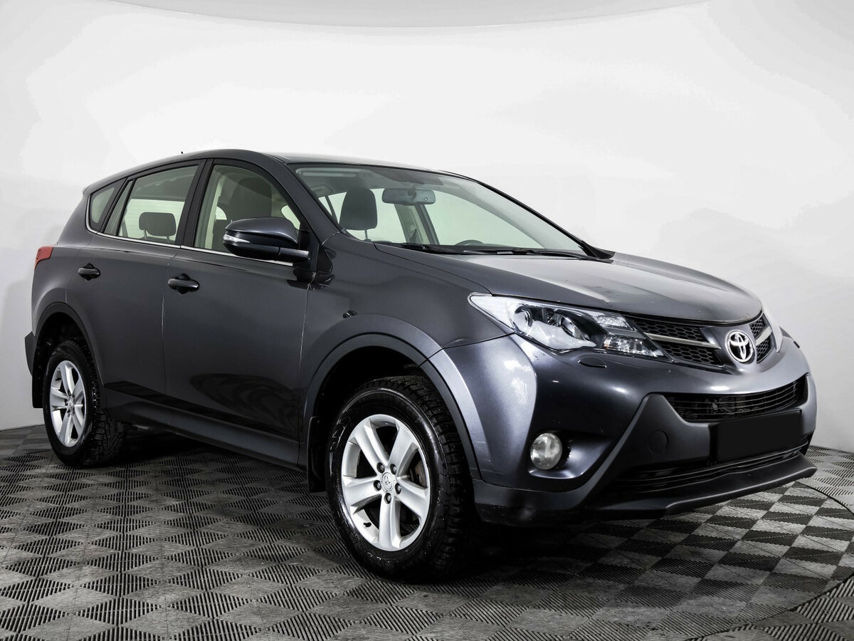 Купить Toyota RAV4 с пробегом. Фото: #2