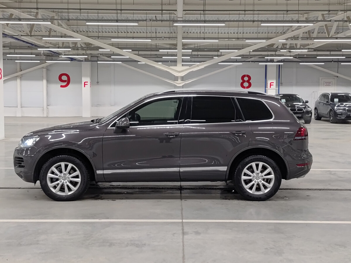 Купить Volkswagen Touareg с пробегом. Фото: #7