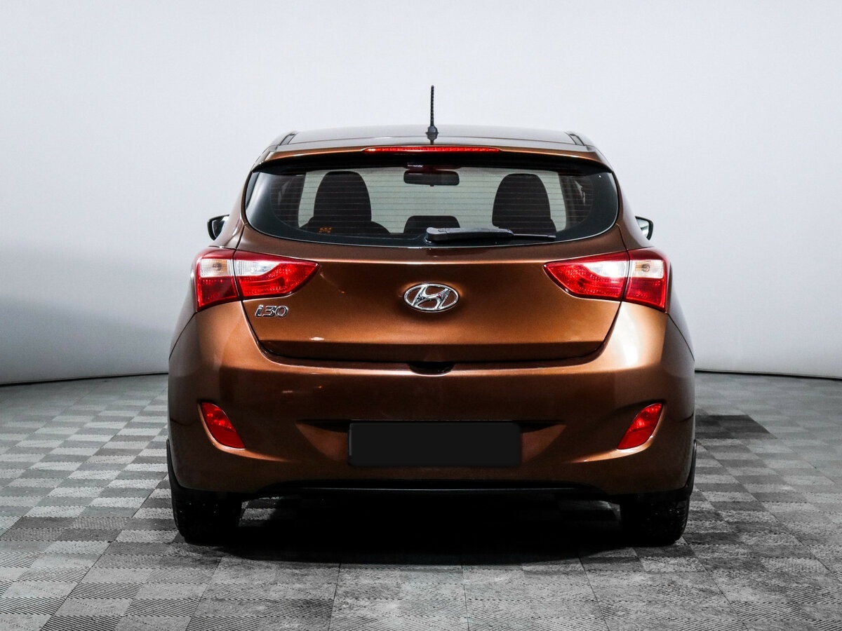Купить Hyundai i30 с пробегом. Фото: #4