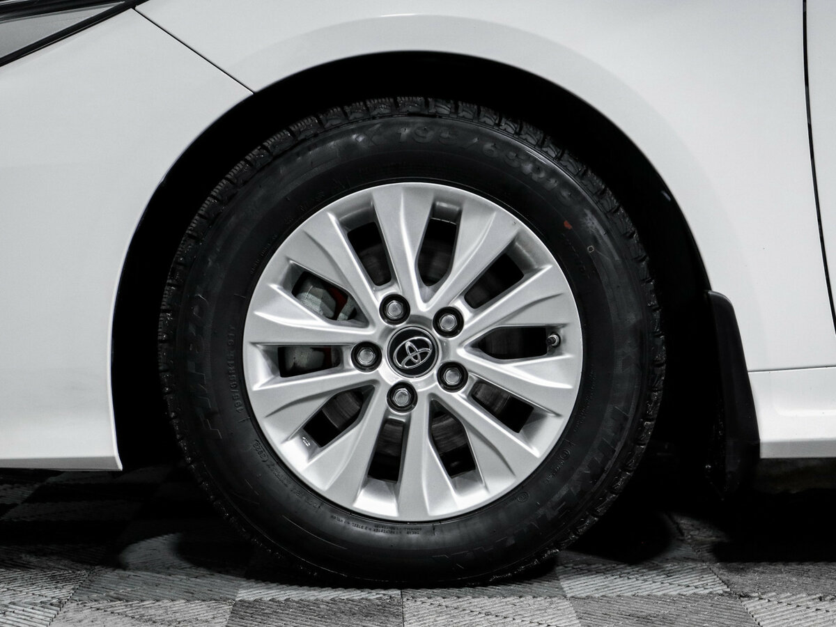 Купить Toyota Corolla с пробегом. Фото: #11